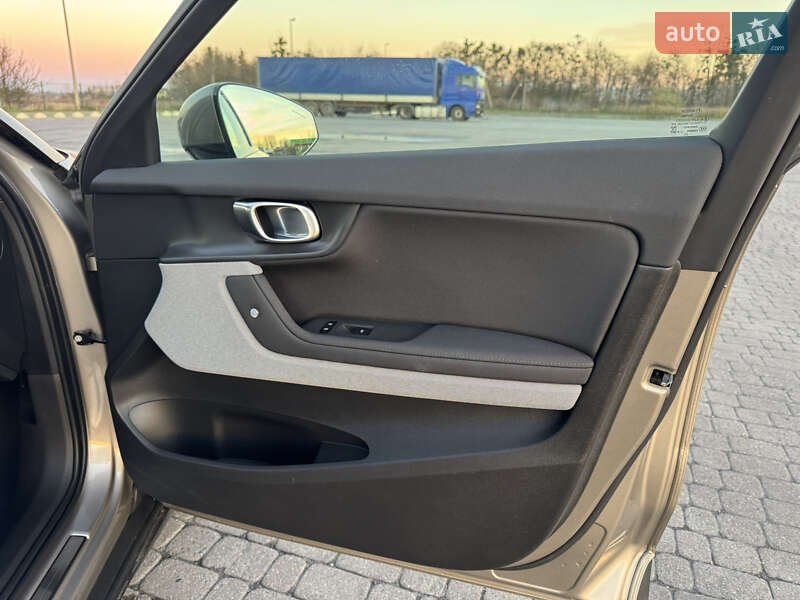 Ліфтбек Polestar 2 2020 в Бродах фото 42 Ліфтбек Polestar 2 2020 в Бродах