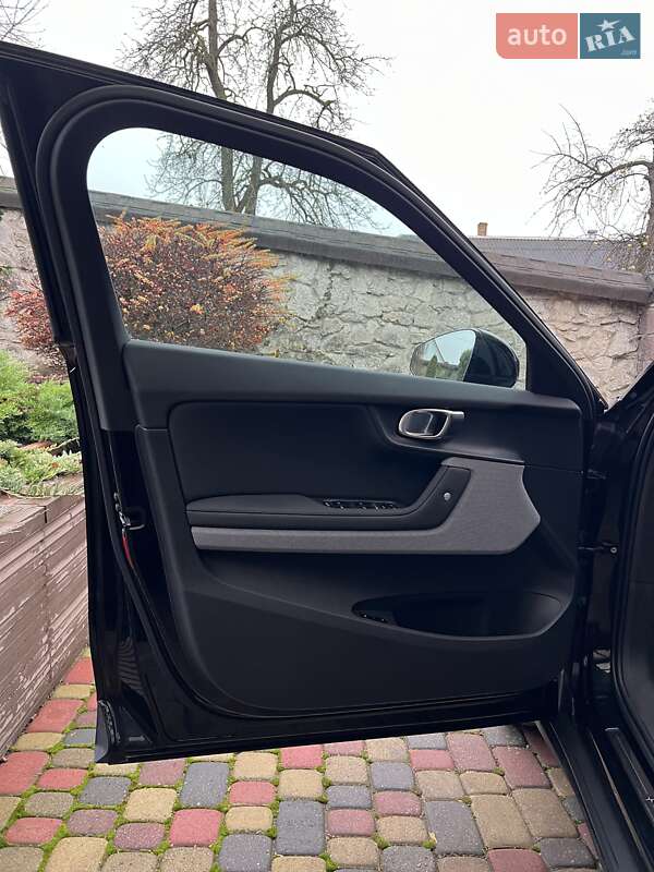 Лифтбек Polestar 2 2021 в Дубно