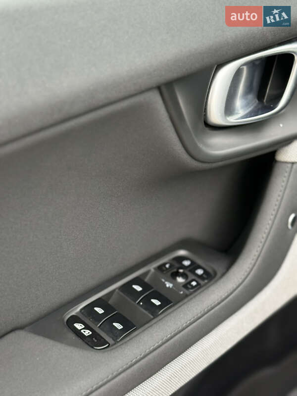 Ліфтбек Polestar 2 2022 в Дубні фото 26 Ліфтбек Polestar 2 2022 в Дубні