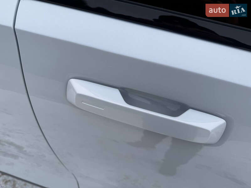 Лифтбек Polestar 2 2022 в Ровно