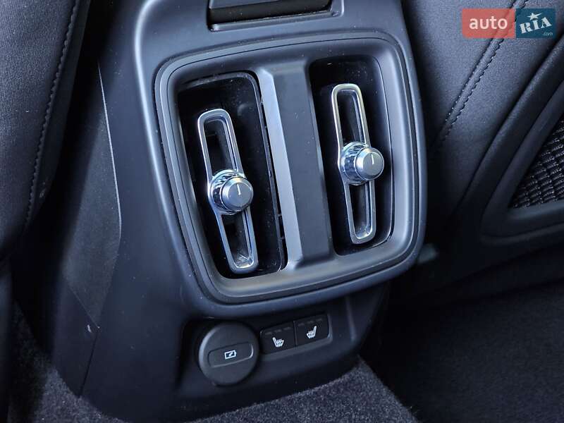 Лифтбек Polestar 2 2022 в Киеве фото 66 Лифтбек Polestar 2 2022 в Киеве