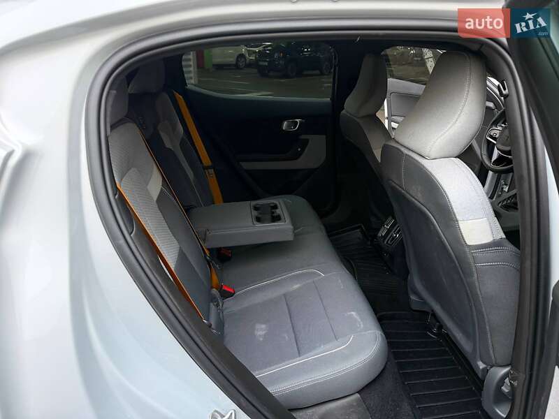 Лифтбек Polestar 2 2022 в Киеве фото 12 Лифтбек Polestar 2 2022 в Киеве