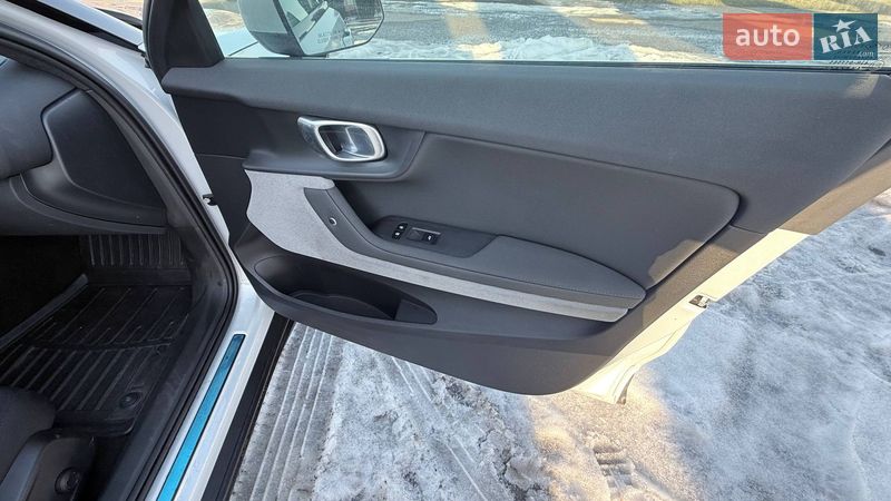 Лифтбек Polestar 2 2022 в Дубно