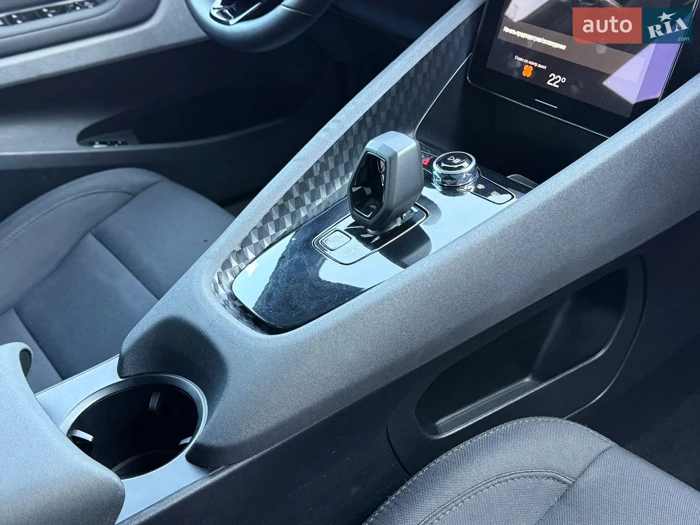 2022 Polestar 2 - мініатюра 15