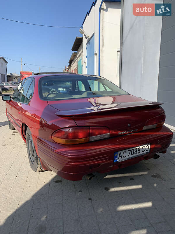 Седан Pontiac Bonneville 1993 в Ковеле