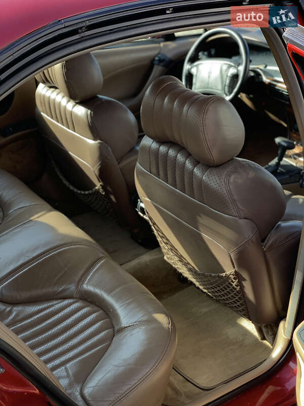 Седан Pontiac Bonneville 1993 в Ковеле