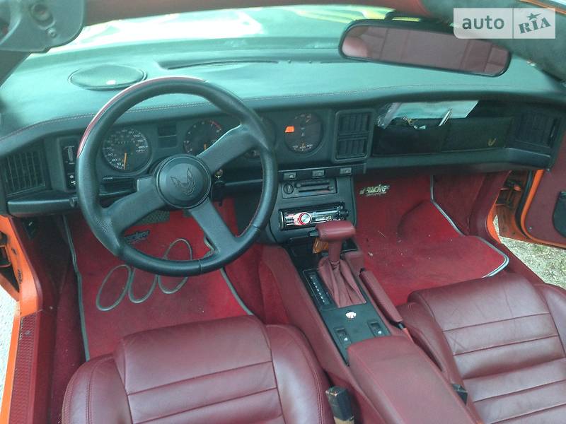 Купе Pontiac Firebird 1988 в Запорожье фото 11 Купе Pontiac Firebird 1988 в Запорожье