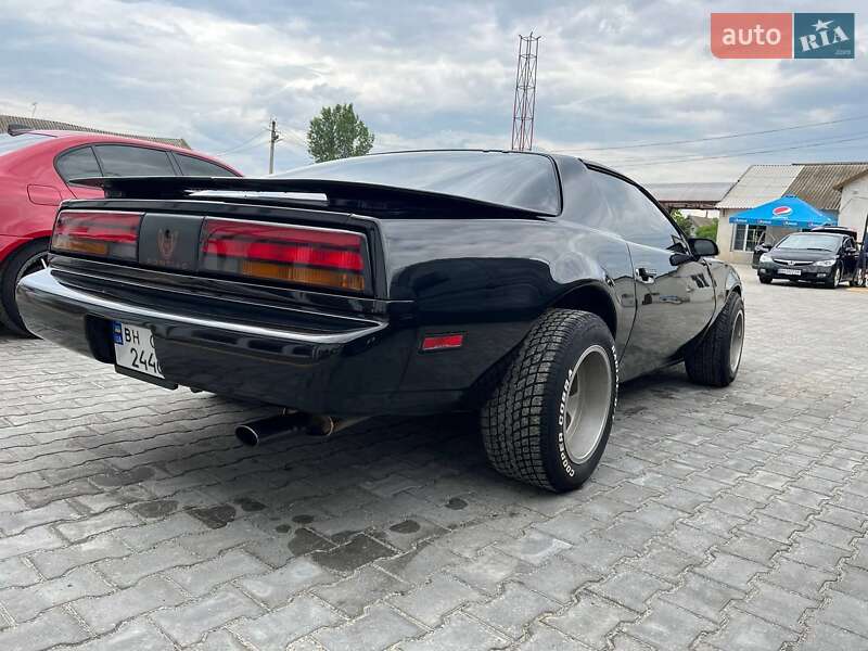 Купе Pontiac Firebird 1989 в Днепре фото 2 Купе Pontiac Firebird 1989 в Днепре