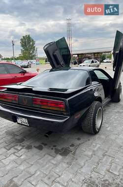 Купе Pontiac Firebird 1989 в 