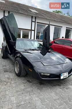 Купе Pontiac Firebird 1989 в 