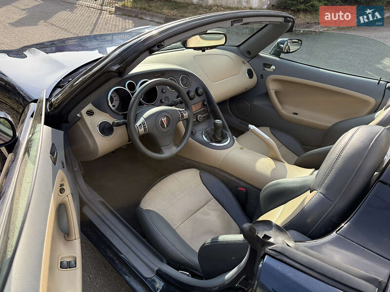 Кабріолет Pontiac Solstice 2007 в Львові