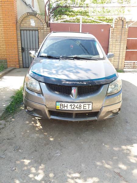 Pontiac Vibe 2004 року