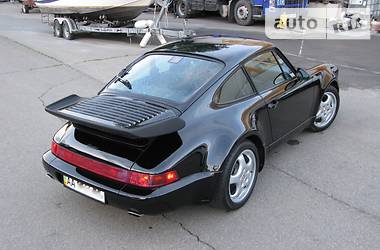 Купе Porsche 911 1991 в 