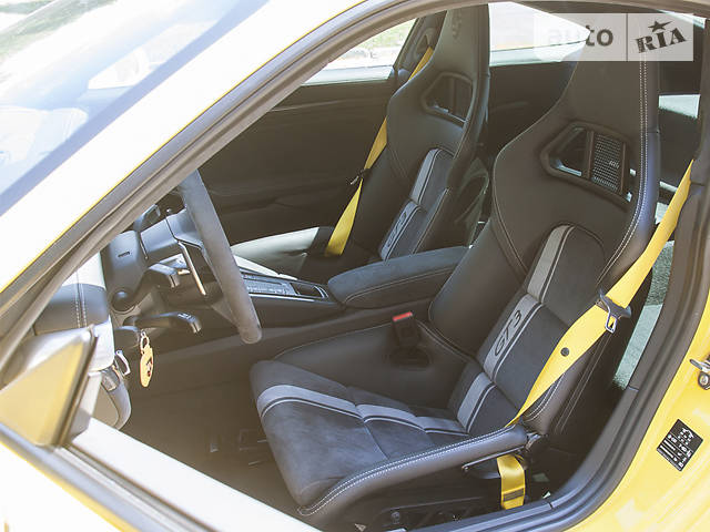 Купе Porsche 911 2017 в Дніпрі