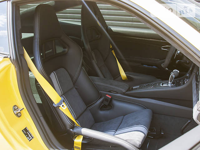 Купе Porsche 911 2017 в Дніпрі