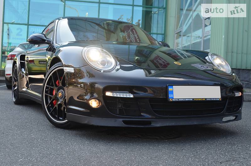 Купе Porsche 911 2010 в Києві