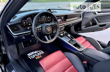 Купе Porsche 911 2021 в 
