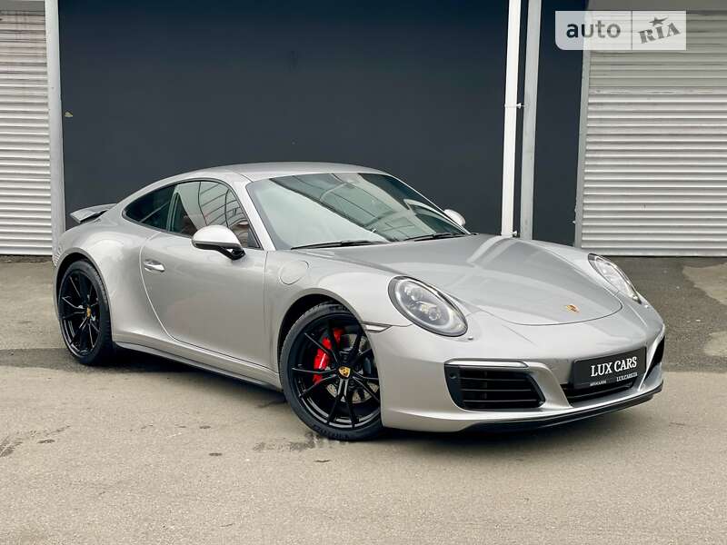 Купе Porsche 911 2018 в Киеве