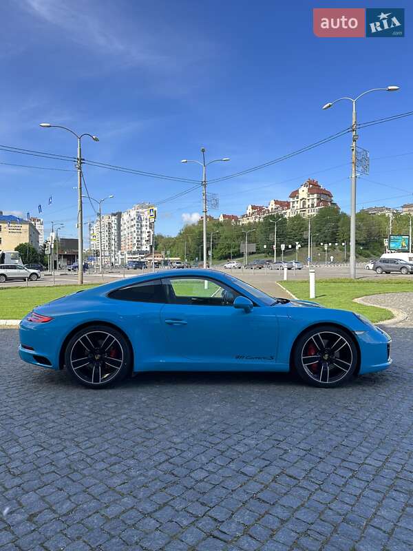 Купе Porsche 911 2016 в Києві
