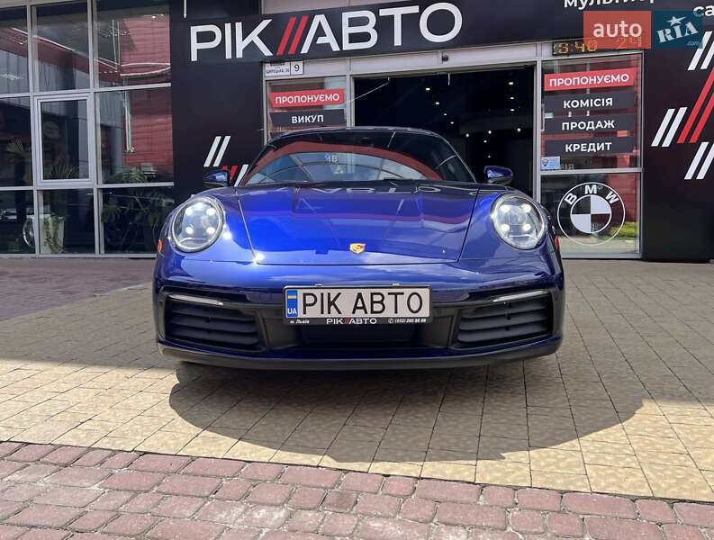 Купе Porsche 911 2022 в Львове