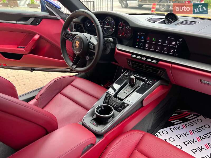Купе Porsche 911 2022 в Львове