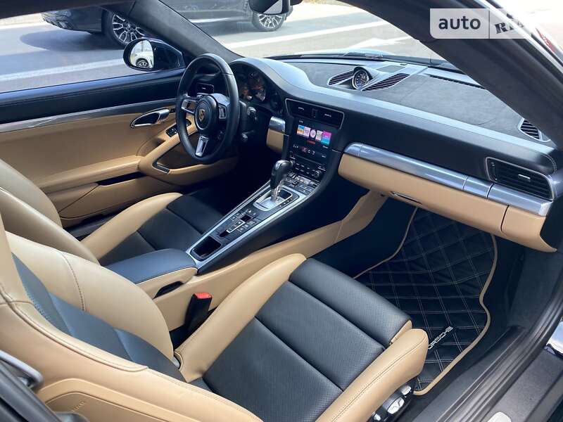 Купе Porsche 911 2016 в Киеве