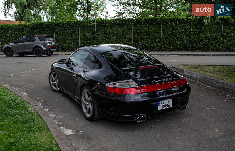 Купе Porsche 911 2002 в Киеве фото 12 Купе Porsche 911 2002 в Киеве