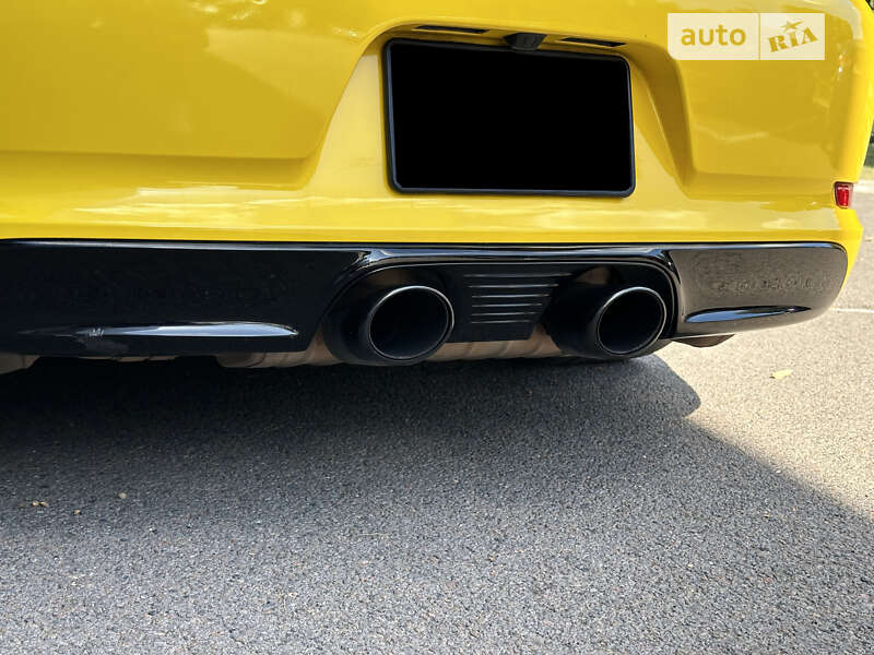 Купе Porsche 911 2017 в Дніпрі