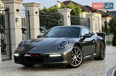 Купе Porsche 911 2019 в 