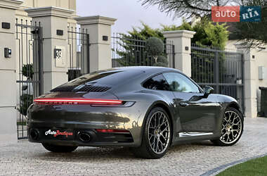 Купе Porsche 911 2019 в 
