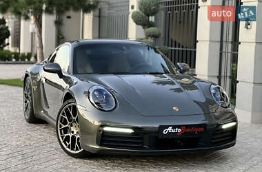 Купе Porsche 911 2019 в 