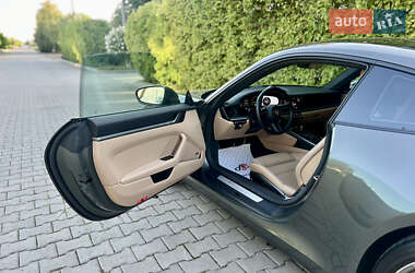 Купе Porsche 911 2019 в 