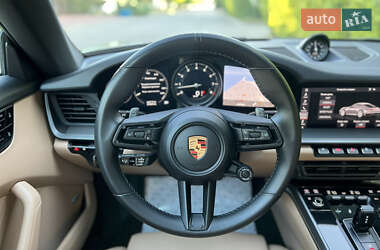 Купе Porsche 911 2019 в 