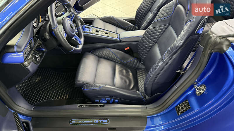 Купе Porsche 911 2013 в Дніпрі