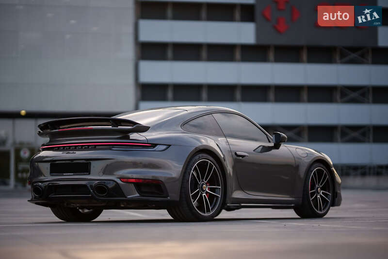 Купе Porsche 911 2021 в Киеве