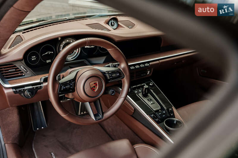 Купе Porsche 911 2021 в Киеве