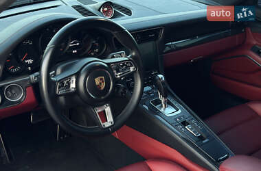 Купе Porsche 911 2016 в 