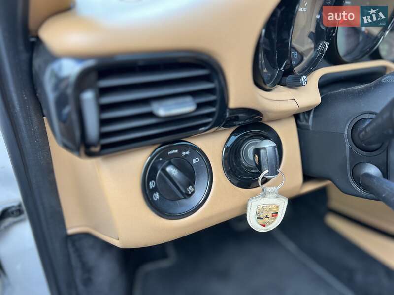 Родстер Porsche 911 2008 в Києві