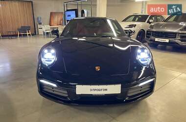 Купе Porsche 911 2022 в 