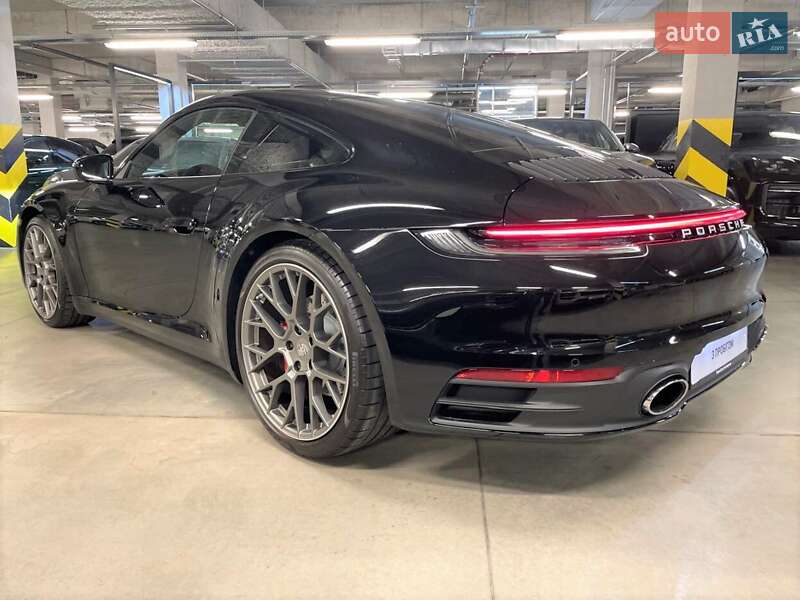 Купе Porsche 911 2022 в Киеве