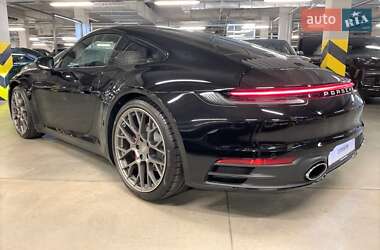 Купе Porsche 911 2022 в 
