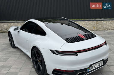 Купе Porsche 911 2020 в 