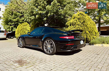 Купе Porsche 911 2014 в 