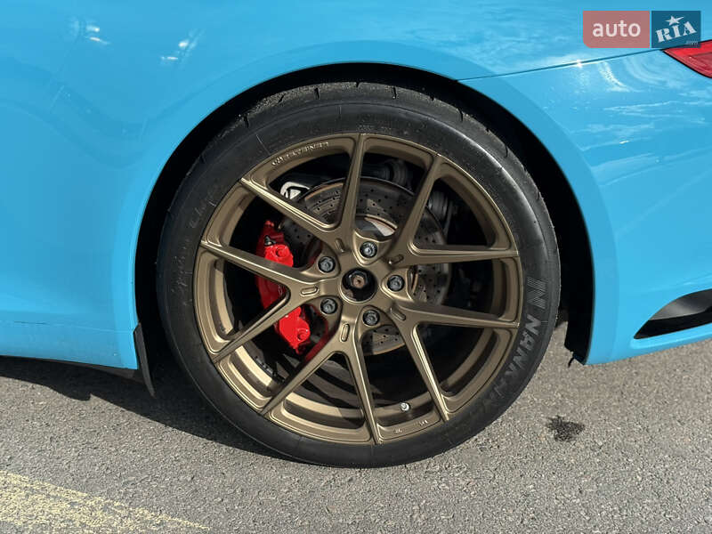 Купе Porsche 911 2016 в Києві