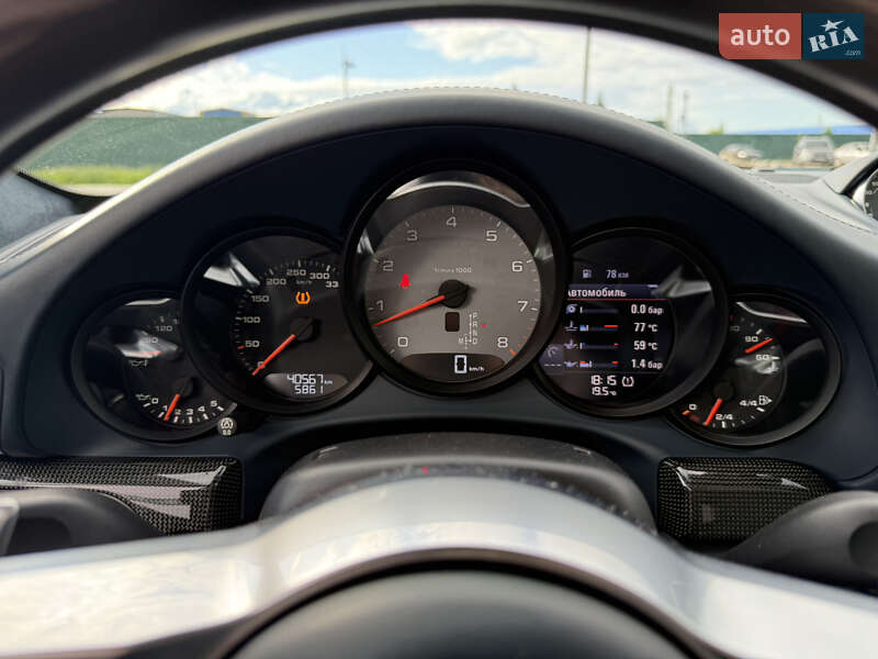 Купе Porsche 911 2016 в Києві