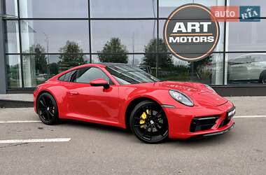 Купе Porsche 911 2022 в 