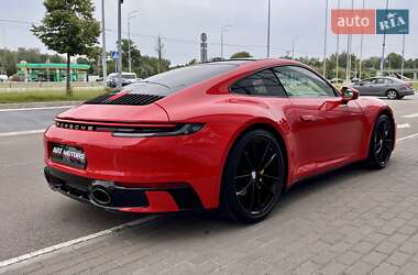 Купе Porsche 911 2022 в 