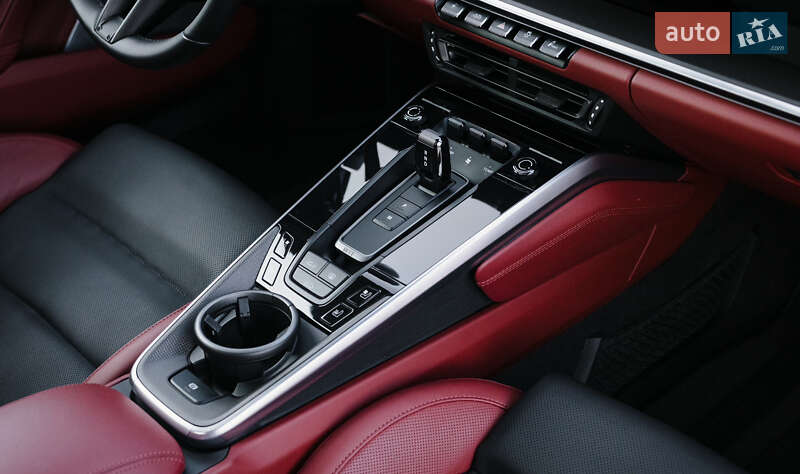 Купе Porsche 911 2023 в Києві