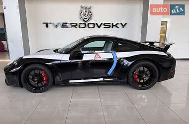 Купе Porsche 911 2025 в 