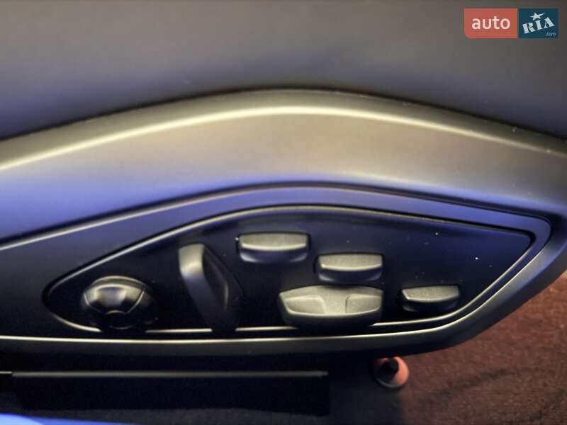 Купе Porsche 911 2025 в Одессе